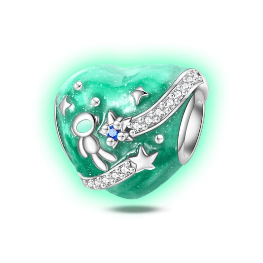 Charm Corazón Del Espacio / Glow In The Dark