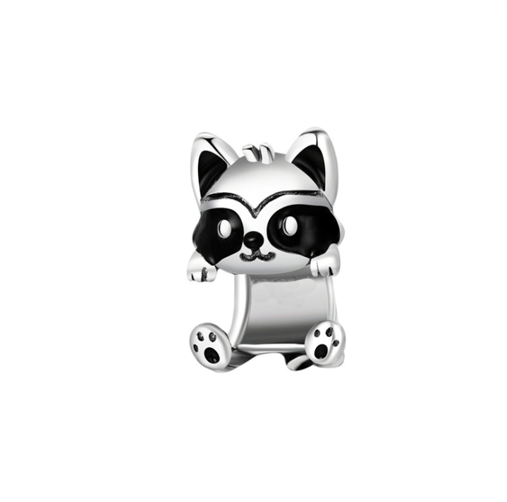 Charm De Mapache