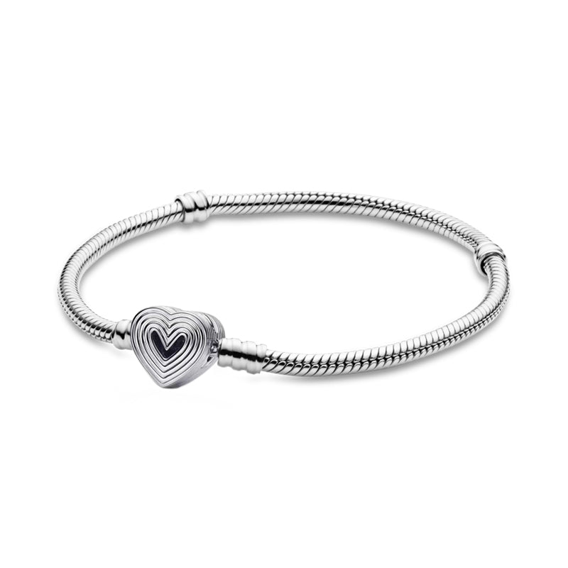 Brazalete Con Broche De Corazón Múltiple