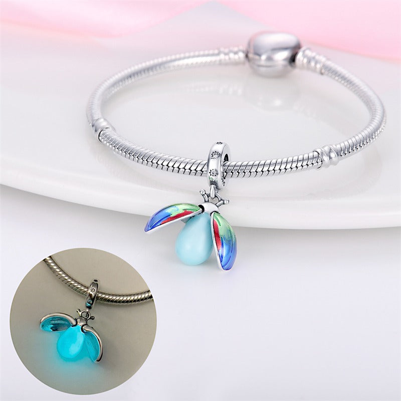 Charm Colgante De Catarina Volando / Glow in the Dark