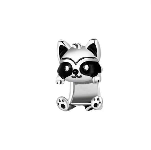 Charm De Mapache