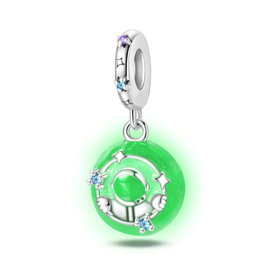 Charm Colgante Explorador De Estrellas / Glow In The Dark