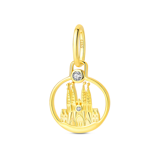 Charm Colgante La Sagrada Familia Dorada De Barcelona