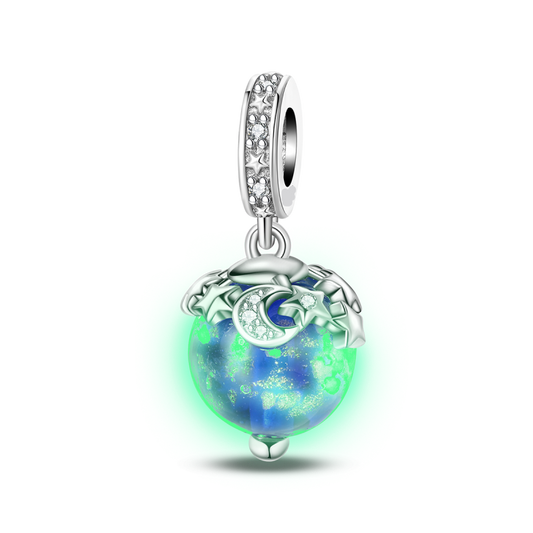 Charm Colgante Sueño Cósmico  / Glow In The Dark