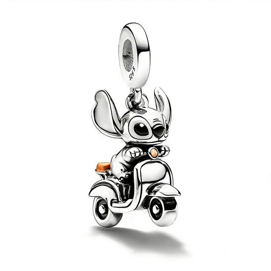 Charm Colgante Stitch En Scooter De Lilo & Stitch De Disney